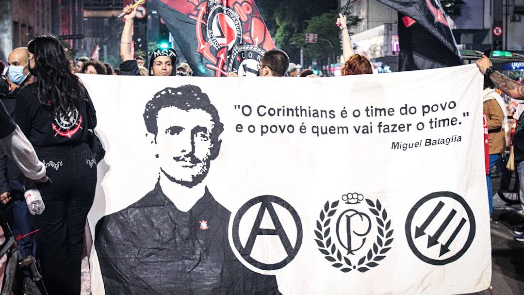 Após dificuldade para ampliar alianças, Flávio deve oficializar candidatura sem vice