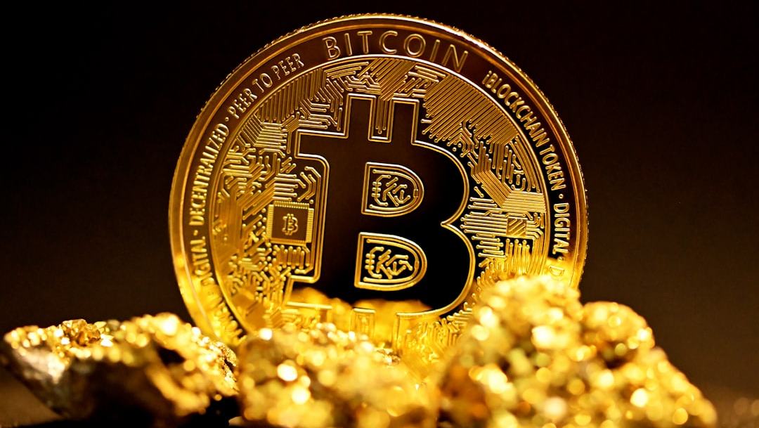 Bitcoin foi o pior investimento do semestre: é a última chance de sair?