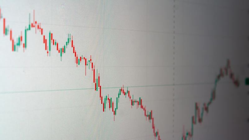 Day Trade hoje (14): Ibovespa em forte baixa; até onde vai a queda?