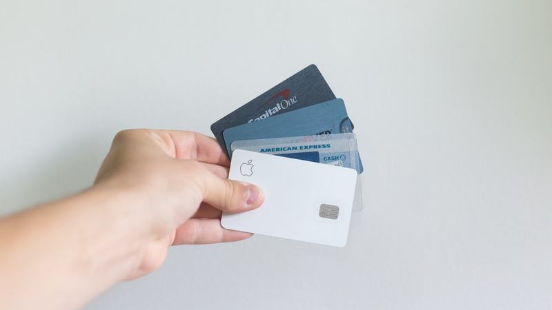 Seguro no cartão: você sabe identificar cobranças indevidas na fatura?