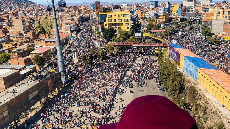 Bolívia registra 23 bloqueios e marchas antigoverno chegam a La Paz