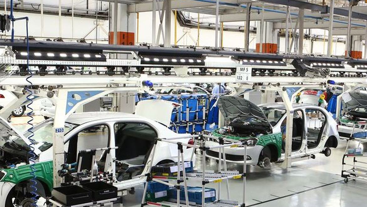 Lula defende indústria brasileira de carros na América Latina e África