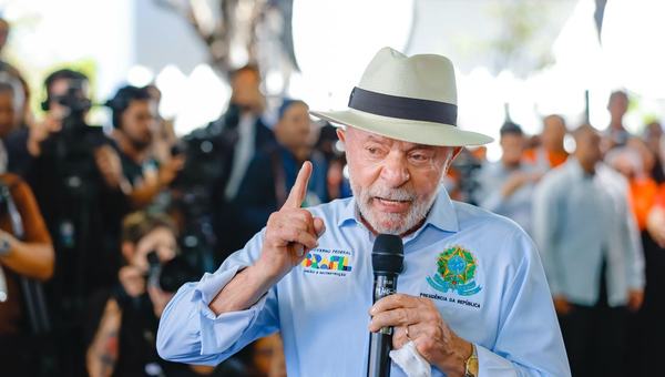 Lula diz sonhar em reverter privatizações de empresas estratégicas
