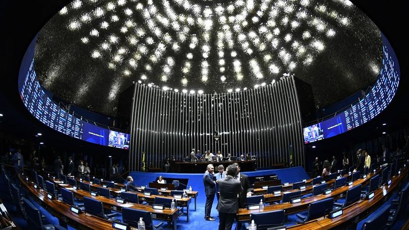 Senado aprova projeto de incentivo ao primeiro emprego para jovens